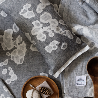  Lapuan Kankurit SAIMAANNORPPA towel white-gray 48x70 cm - 2