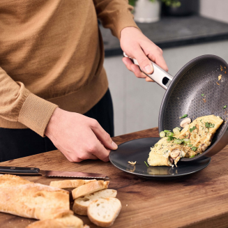 Patelnia płytka Zwilling Joy Plus 24 cm - 6