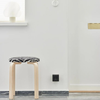 Rozszerzacz gniazd Avolt Square 2 z podwójnym USB-C o mocy 30 W czarny - 11