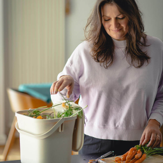 PLASTIA Kosz na bioodpady z wkładem 6 ltr kremowy - 7