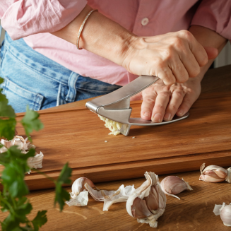  Eva Solo Garlic Press - 5