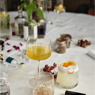 Zestaw 2 kieliszków do koktajli Zone Denmark Rocks 470 ml - 4