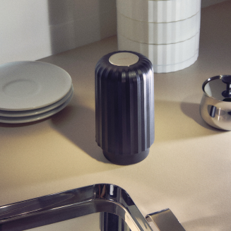 Urządzenie do recyclingu kapsułek kawy Alessi Plissé Black - 6