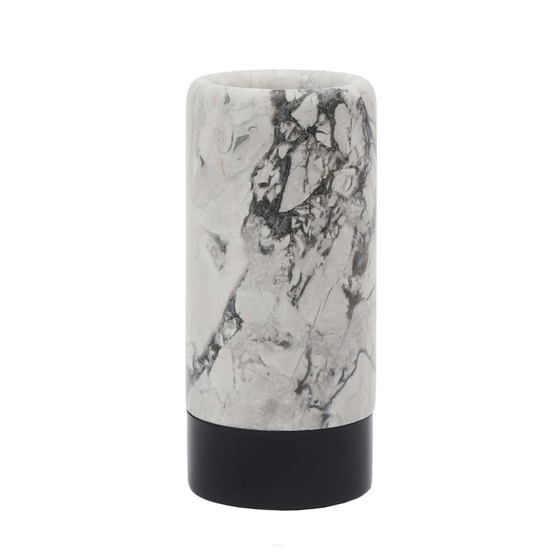  Aquanova Nero Alba bathroom mug