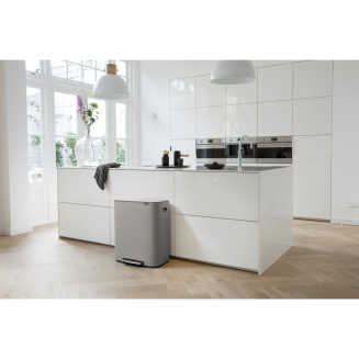 Brabantia Bo waste bin 60l, mineral gray - 9