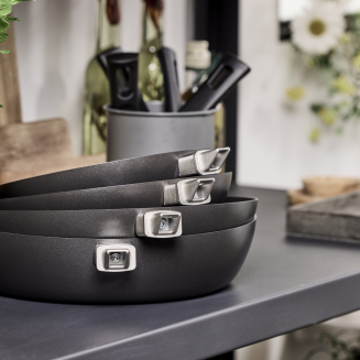 Patelnia z odczepianym uchwytem Scanpan Urban 32 cm - 6