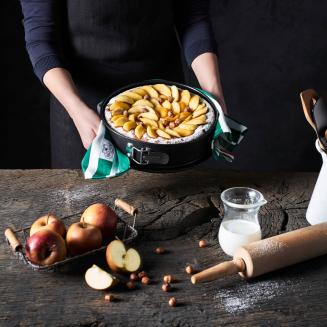  Classic, round Ballarini Patisserie cake baking tin - 26 cm - 2