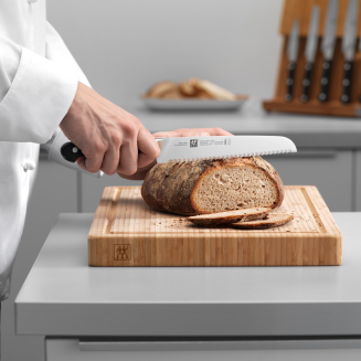  Zwilling Pro bread knife - 20 cm - 6