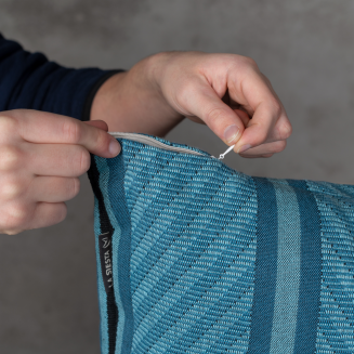  La Siesta Cariño Blue Zebra hammock cushion cover - 2