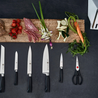  Set of 5 knives in a Zwilling Four Star self-sharpening block - White - 8