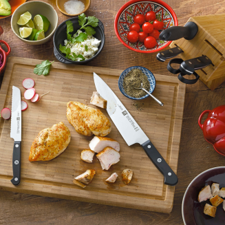  Utility knife with serrations 15.1 Zwilling Gourmet - 13 cm - 2