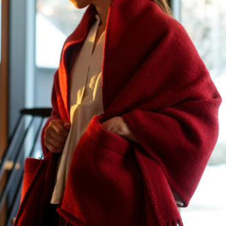  Lapuan Kankurit UNI scarf with pockets dark red 60x170 cm - 3