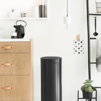  Brabantia Touch Bin 30l, matt black - 3