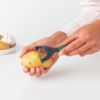  Brabantia Tasty+ Fir Green peeler with zester - 2