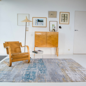  Louis de Poortere Atlantic Streaks long island blue carpet - 9