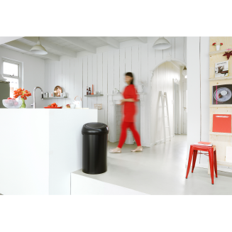 Brabantia Touch Bin 60l, matt black - 3