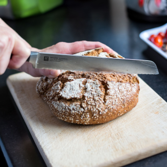  Zwilling Professional S bread knife - 20 cm - 5