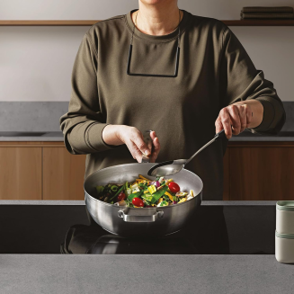 BergHOFF | Patelnia stir-fry z pokrywą Graphite stal nierdzewna z recykling 28  cm 4.9 l - 2