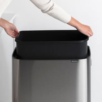 Brabantia Bo Touch Bin 60l, brushed steel - 10