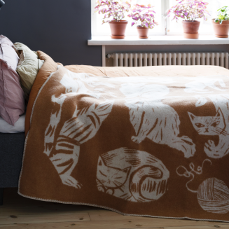  Lapuan Kankurit KISSANPÄIVÄT blanket cognac-white 130x180 cm - 4