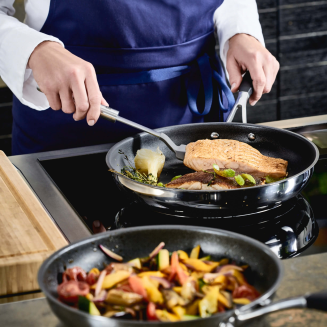  Set of 3 Zwilling Poletto non-stick frying pans - 12