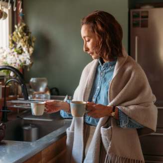 Szal z kieszeniami Lapuan Kankurit UNI light beige 60x170 cm - 2