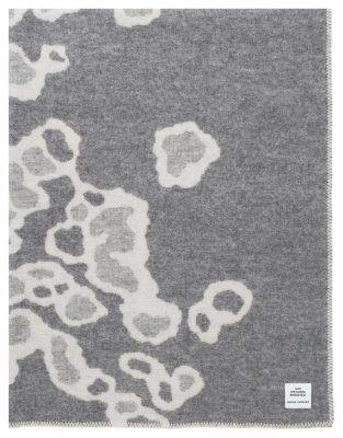  Lapuan Kankurit SAIMAANNORPPA blanket white-gray 130x180 cm