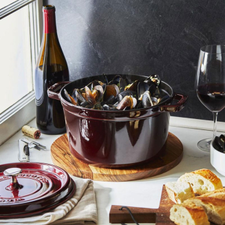  Staub round cast iron pot - 3.8 ltr, Grenadine - 6