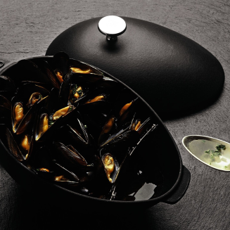  Staub oval clam cast iron pot - 2 ltr, black - 6