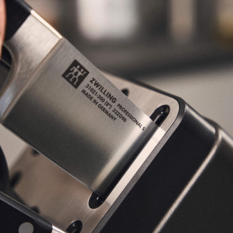  Zwilling Professional S meat knife and fork - 6