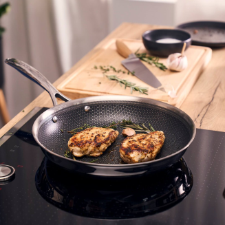 Zestaw 3 patelni Henckels By Zwilling Paradigm 20, 24 i 28 cm - 8