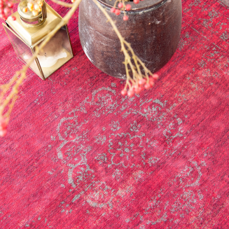  Louis de Poortere Fading World Medallion scarlet rug - 8