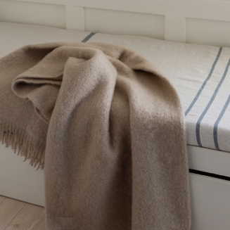  Lapuan Kankurit Saaga beige mohair blanket 130x170 cm - 2