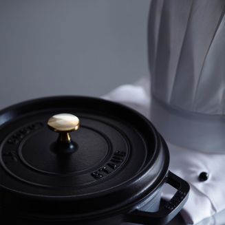  Staub round cast iron pot - Black, 2.2 ltr - 2