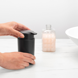  Brabantia ReNew Dark Gray liquid soap dispenser - 5