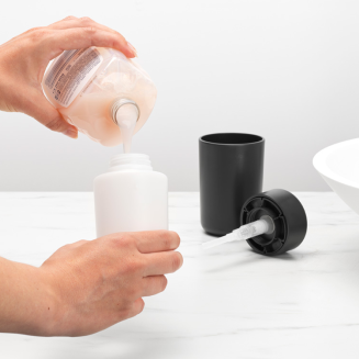  Brabantia ReNew Dark Gray liquid soap dispenser - 7