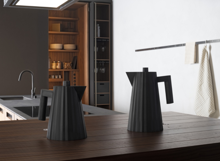 Meet Alessi Plisse. Pleated kettles and small household appliances.