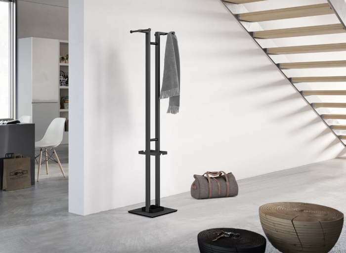 A new era of elegance. Zack Atacio hangers in a new version.