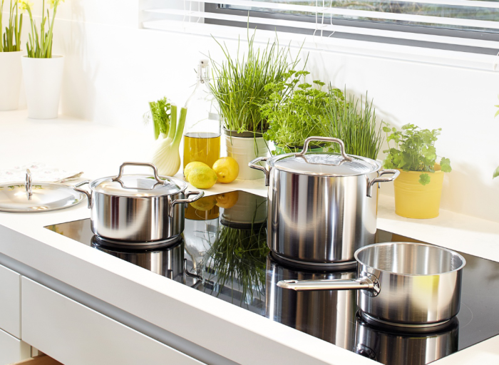 Demeyere Apollo 7 pots and pans. A classic in your kitchen.