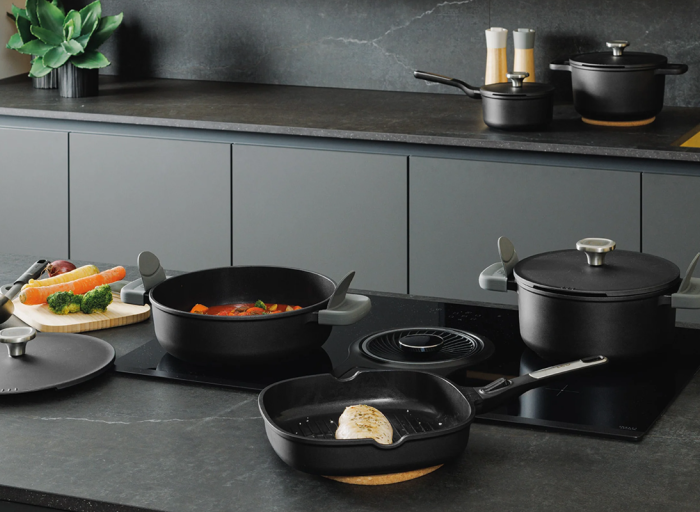 BergHOFF Phantom. A modern collection of pots and pans designed for everyday cooking.